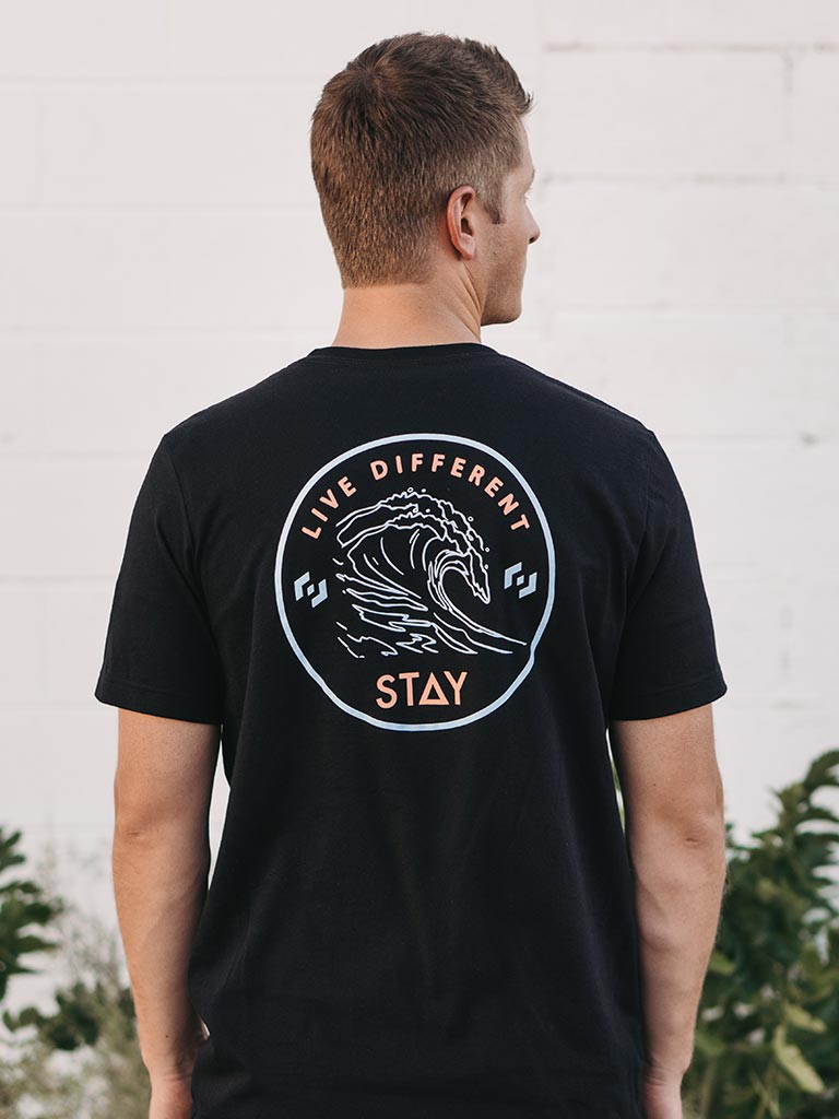 Waves Tee - Black - STAY WEAR